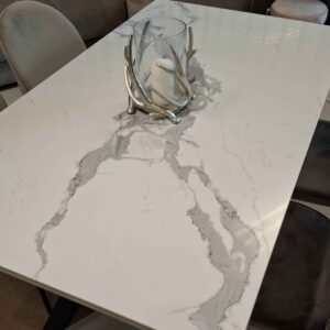 Dorian White half matt