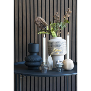 dekoratyvine-vaza-stikline-juoda-4441315 (2)